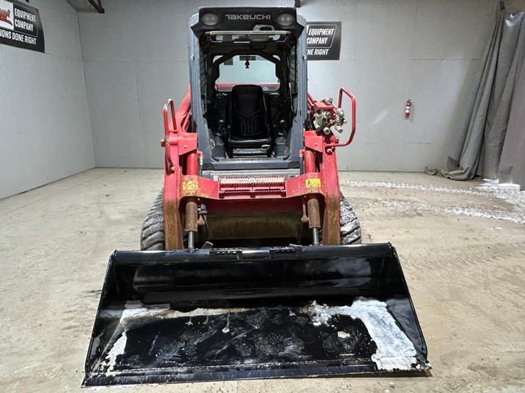 2021-takeuchi-tl12v2-image-7