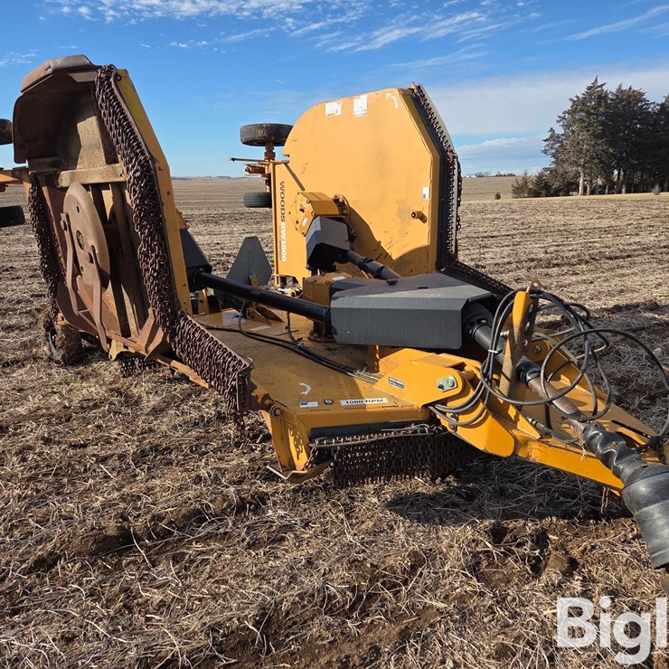 Woods BW18000 Batwing Rotary Shredder