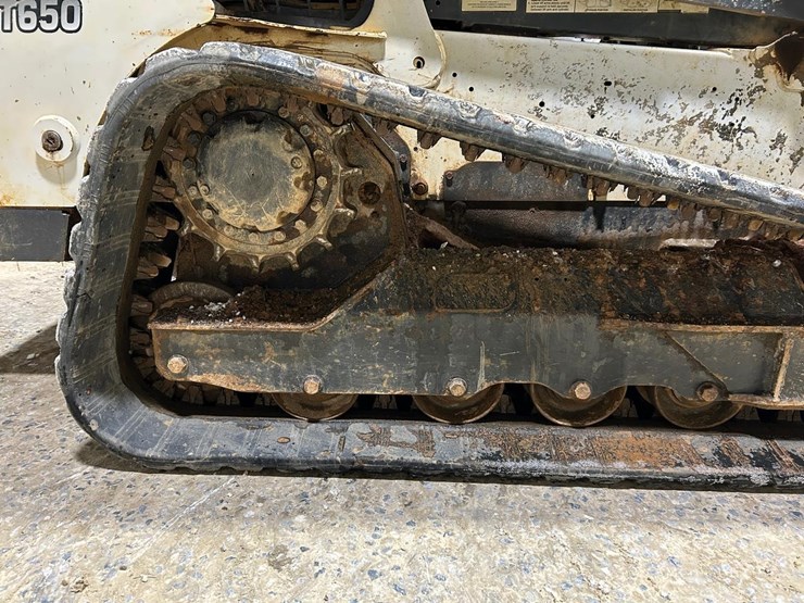 2019-bobcat-t650-image-13