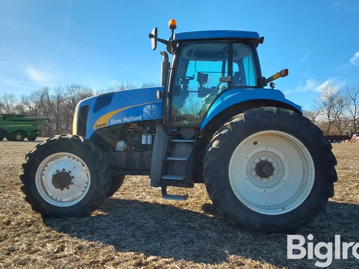 2007-new-holland-t8010-image-8