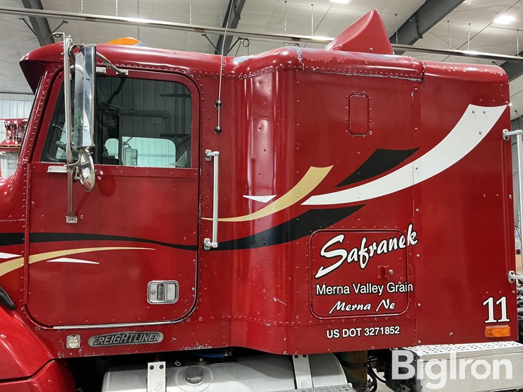 1994-freightliner-fld112-image-9