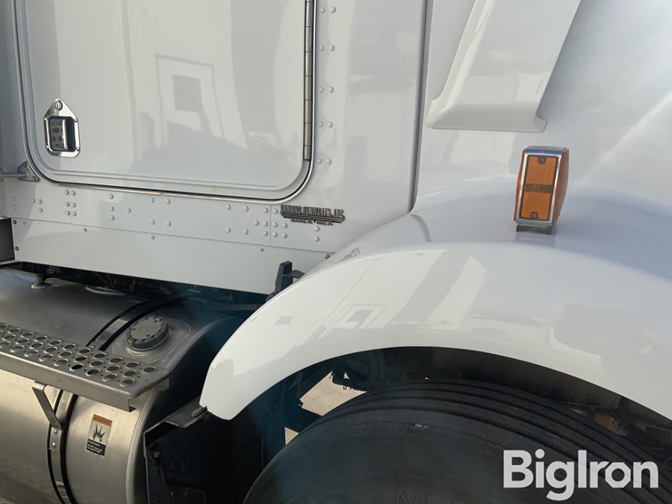 2001-kenworth-t800-image-18