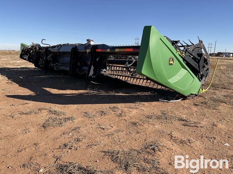 2021-john-deere-430d-image-5