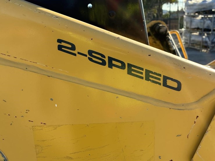 2018-yanmar-t210-image-15