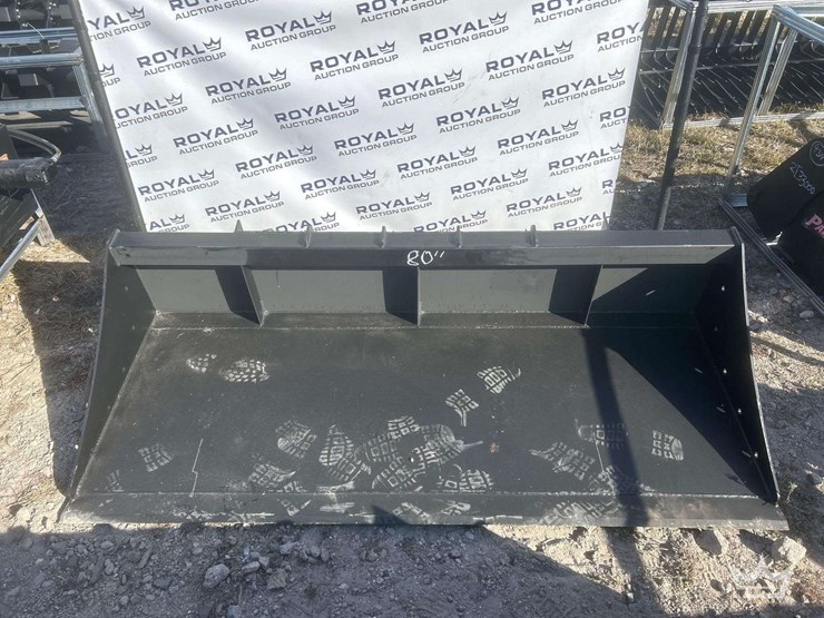 80in-bucket-skid-steer-attachment-image-1