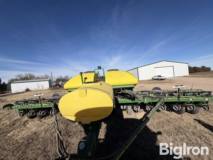 john-deere-1770nt-ccs-image-2