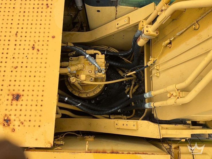 caterpillar-325d-image-15