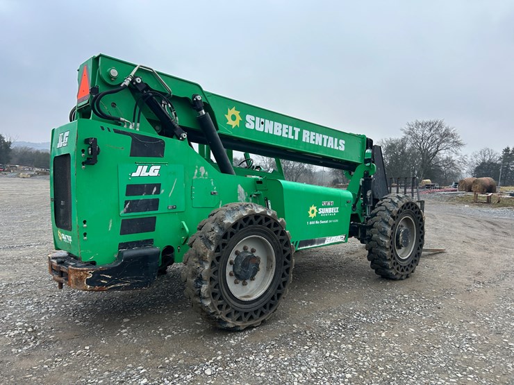 2016-sky-trak-6042-image-7