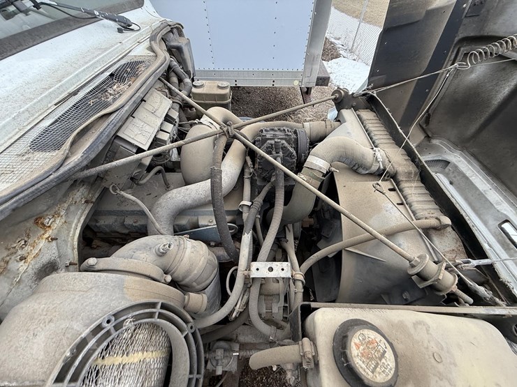 1998-international-4700-image-6