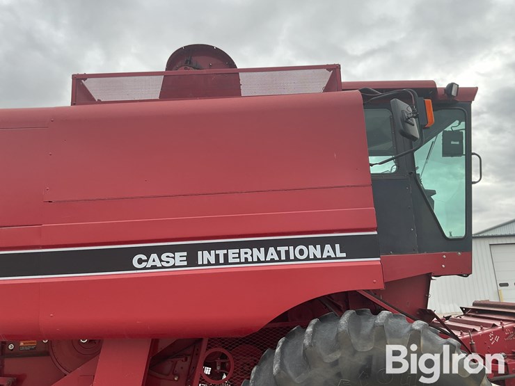 1990-case-ih-1640-image-20