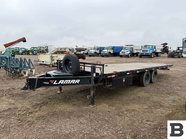 2019-lamar-flatbed-trailer---pasco,-wa-image-2