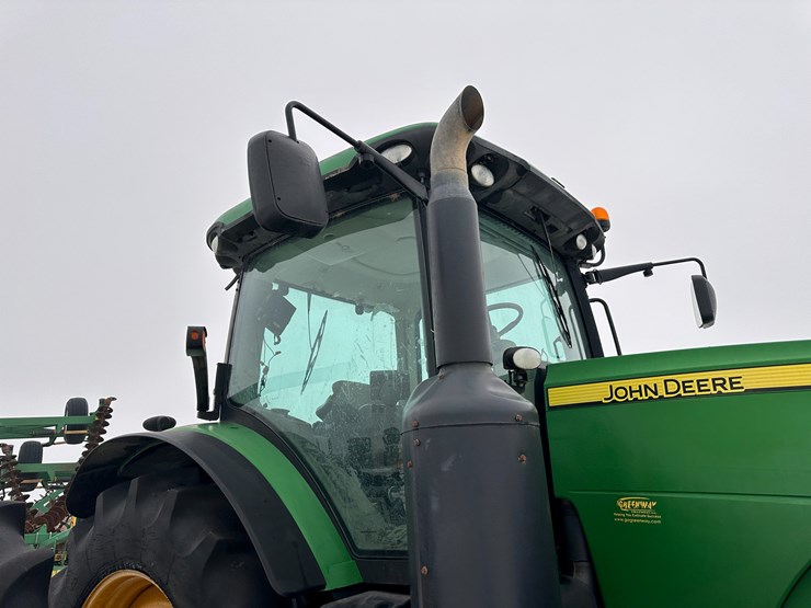 2012-john-deere-8310r-image-36