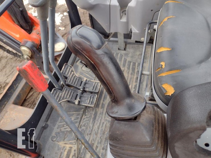 kubota-u35-4-image-11