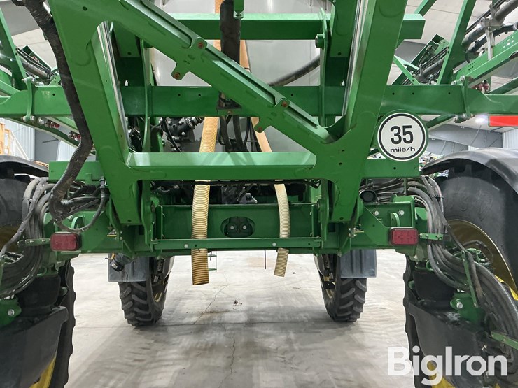 2018-john-deere-r4045-image-10