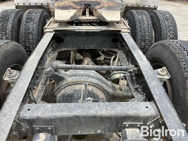 1994-freightliner-fld112-image-20