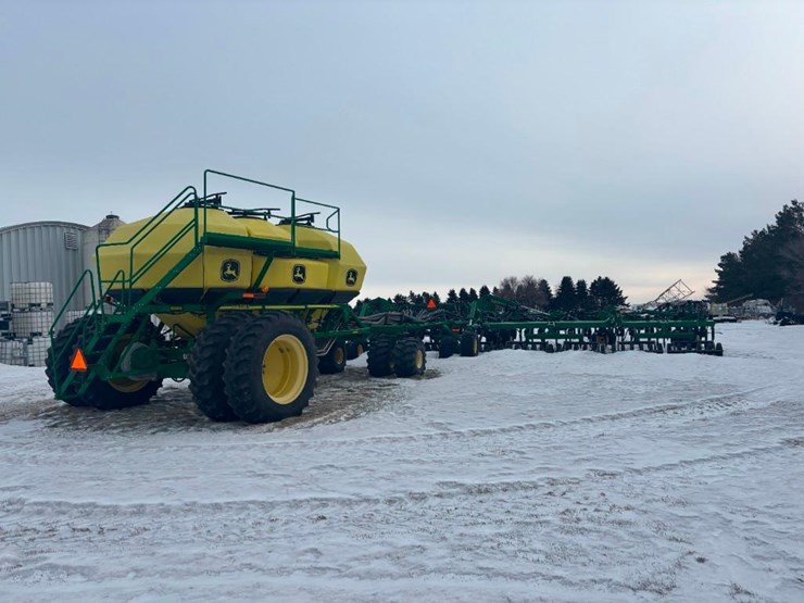 2015-john-deere-1835-image-5