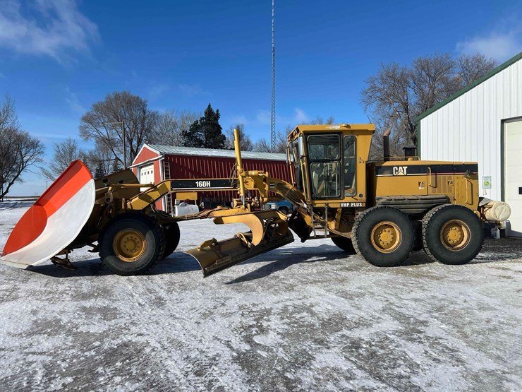 2007-caterpillar-160h-image-12