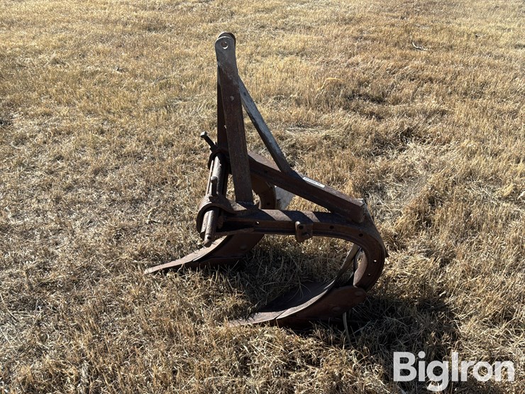 3-pt-2-bottom-plow-image-8