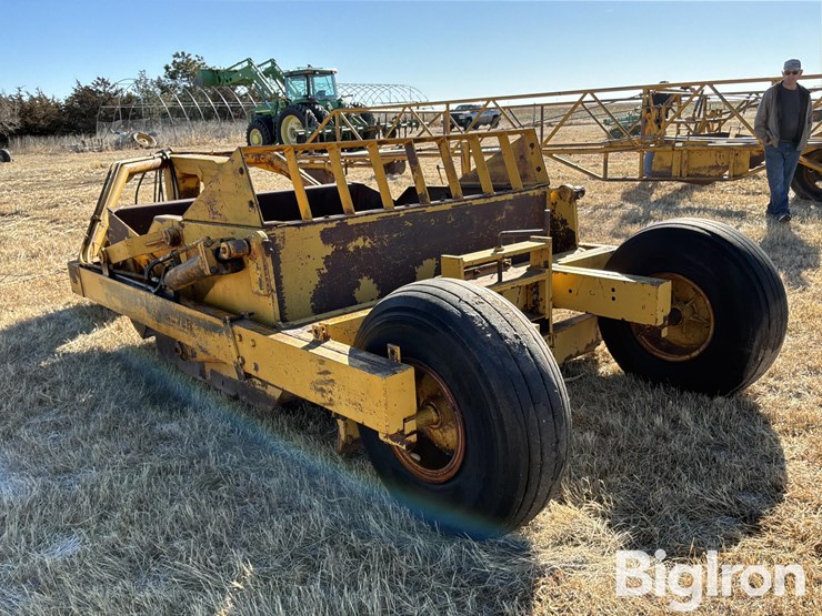 soilmover-75rf-pull-type-scraper-image-7