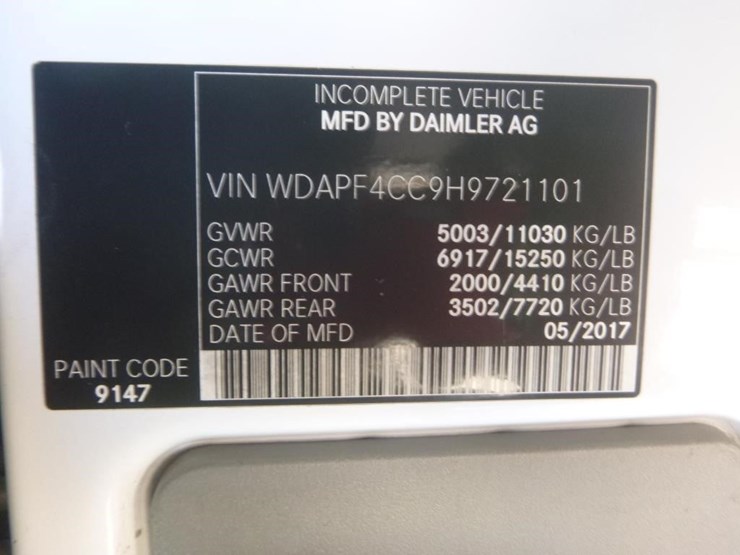 2017-utility-van-image-22