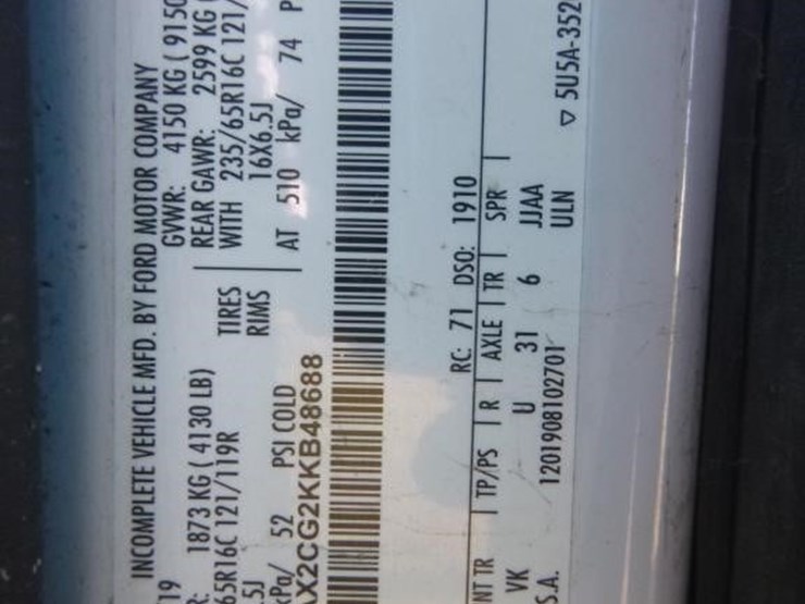 2019-ford-transit-image-22