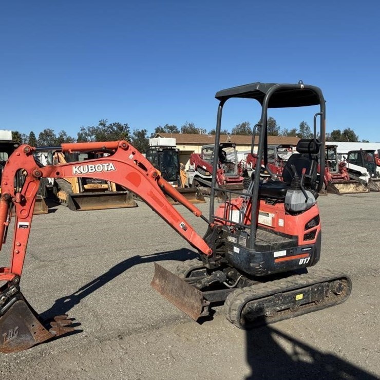 KUBOTA U17