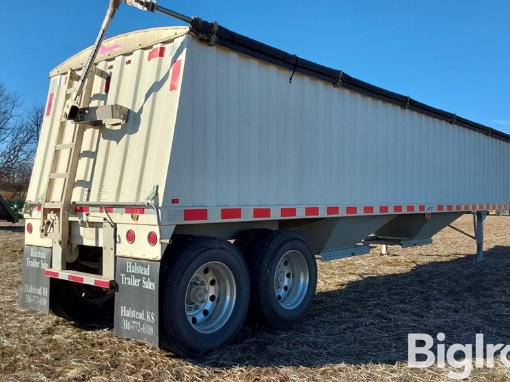 2006-jet-hopper-image-3