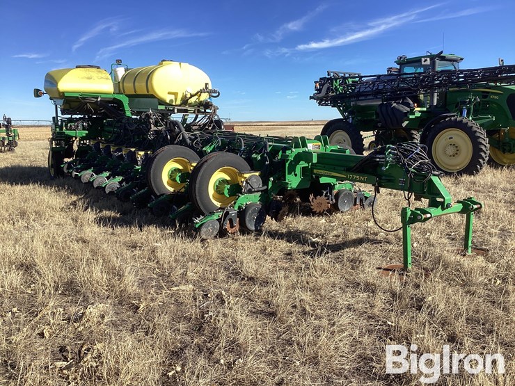 2019-john-deere-1775nt-image-3