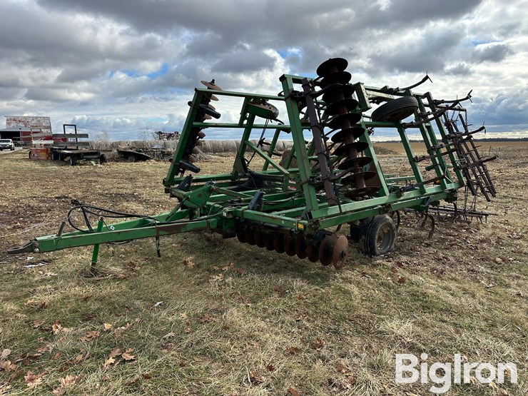 john-deere-724-image-1