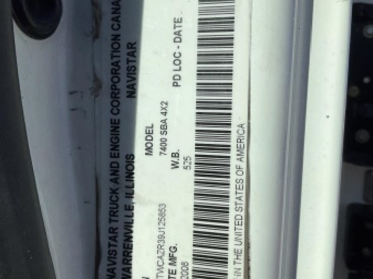 2009-international-7400-image-24