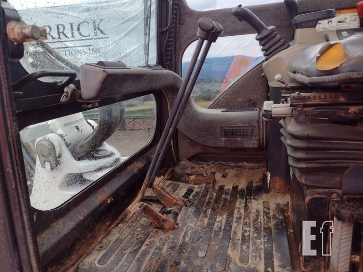 2008-bobcat-337g-image-11