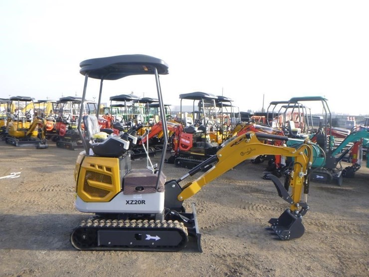 2025-agt-xz20r-hydraulic-excavator-image-7