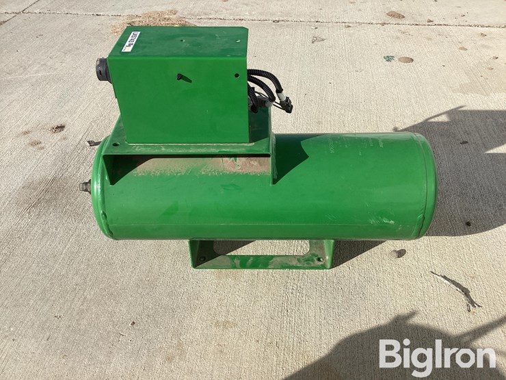 john-deere-1775-image-6