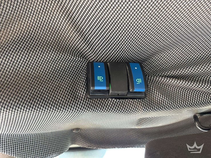 2016-takeuchi-tw65-image-29