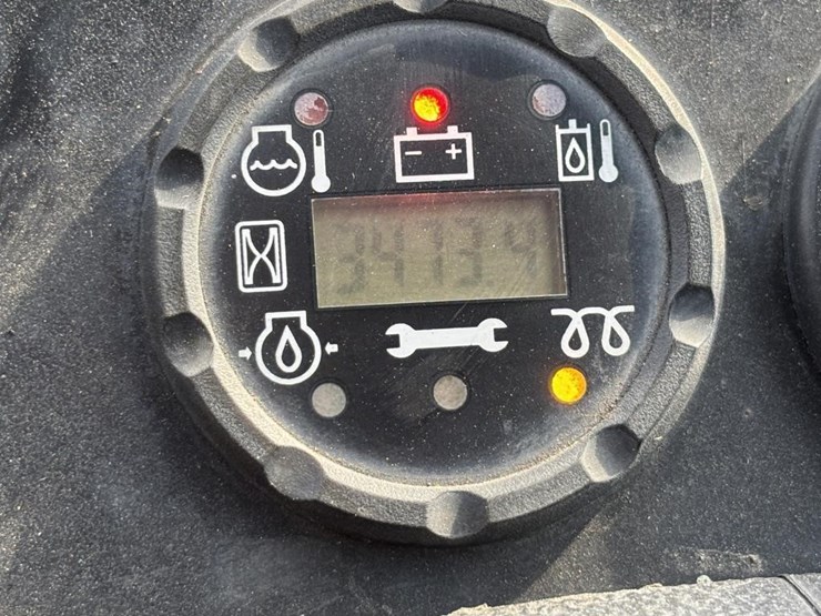 2016-john-deere-1600-turbo-image-34