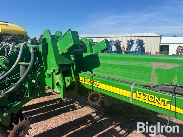 2009-john-deere-1770nt-ccs-image-12