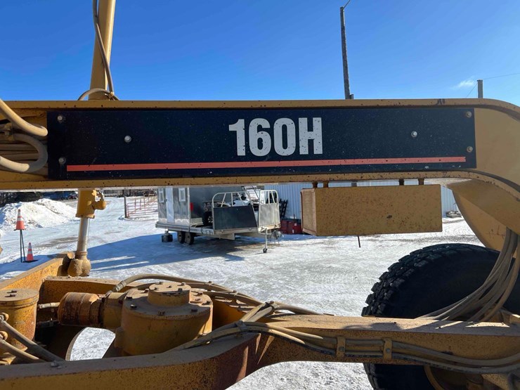 2007-caterpillar-160h-image-37