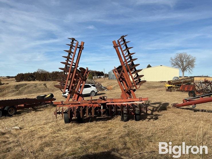 massey-ferguson-18-image-6