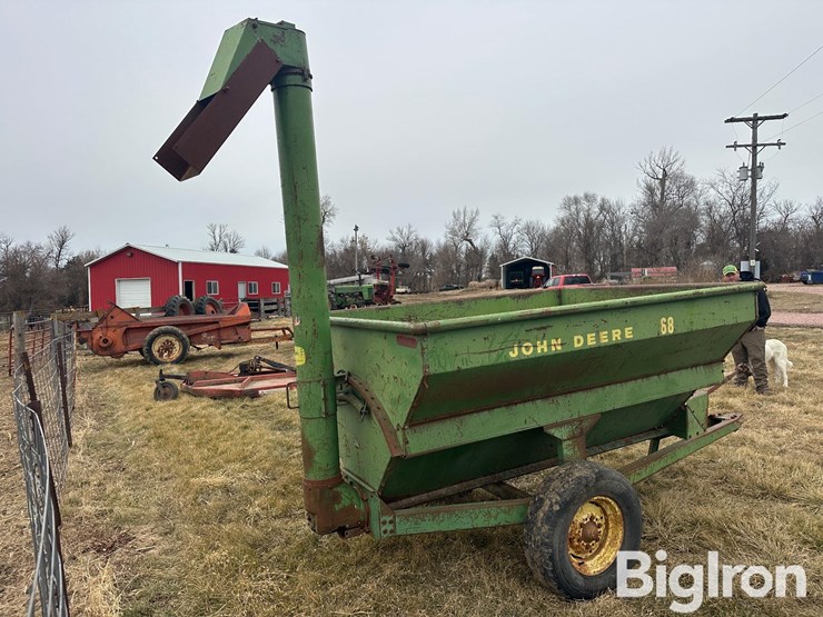 john-deere-68-image-5