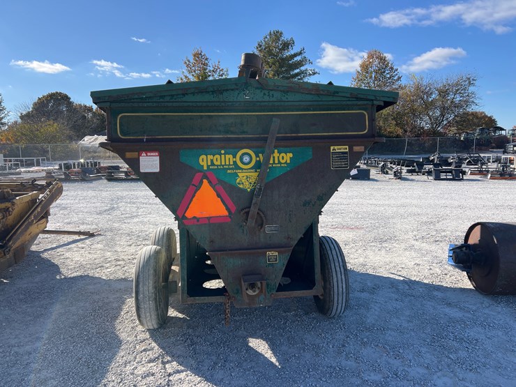 #208559-•-grain-o-vator-auger-wagon-image-4