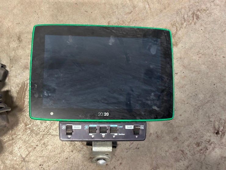 2015-john-deere-1835-image-24