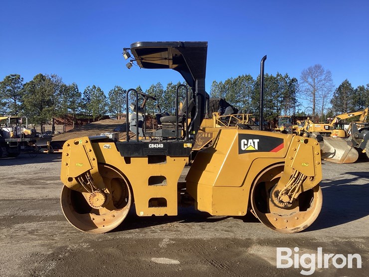 2011-caterpillar-cb-434d-image-8