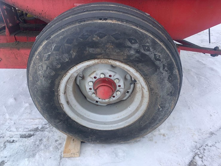 case-8725-forage-chopper-image-17