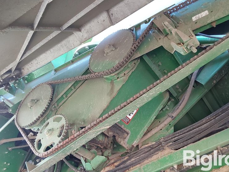 2013-john-deere-s670-image-10