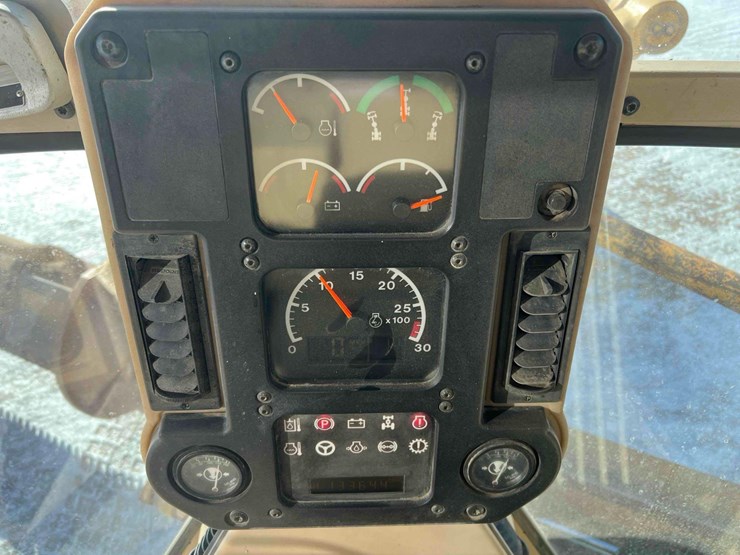 2007-caterpillar-160h-image-51