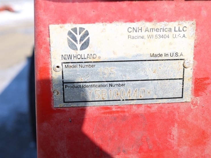 new-holland-195-image-7