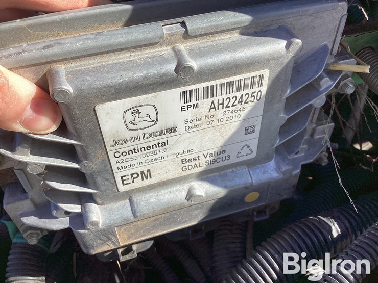 john-deere-7200-image-20