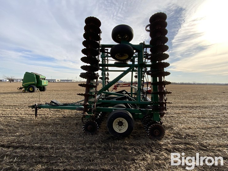 great-plains-3000tt-image-8