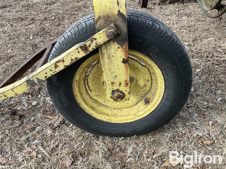 john-deere-640-image-15