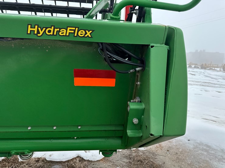 2015-john-deere-635f-image-5